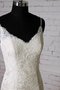 Abito da Sposa a Riva Elegante Conotta Senza Maniche Schiena Nuda