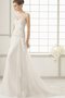 Abito da Sposa A-Line Cuore a Chiesa Shiena Sheer con Festone