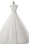 Abito da Sposa in Pizzo Sotto Ginocchio con Increspato Cappellino in Pizzo