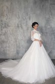 Abito da Sposa in Tulle Stravagante con Bottone in Pizzo con Ricamo