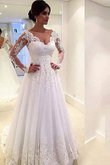 Abito da Sposa Ball Gown in Pizzo in Tulle Allacciato Coda A Strascico Corto