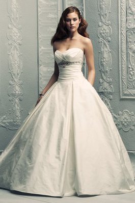 Abito da Sposa Alla Caviglia Elegante Ball Gown Spazzola Treno Senza Maniche