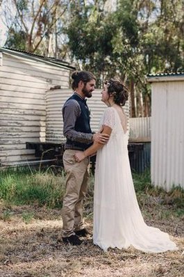 Abito da Sposa in Chiffon Moderno a Riva Sexy Senza Maniche