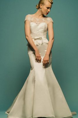 Abito da Sposa con Applique Medievale in Raso con Manica Corte Lungo