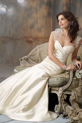 Abito da Sposa Queen Anne con Criss-cross Senza Maniche con Manica Corte Cappellino