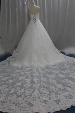 Abito da Sposa in Taffeta in Pizzo Coda A Strascico Cappella con Applique con Paillette