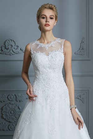 Abito da sposa particolare a terra con ricamo abbagliante con perline convenzionale