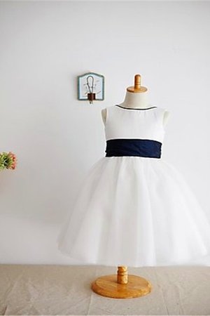 Abito da Cerimonia Bambini in Tulle con Fiore Farfalla Ornamento Naturale Tondo