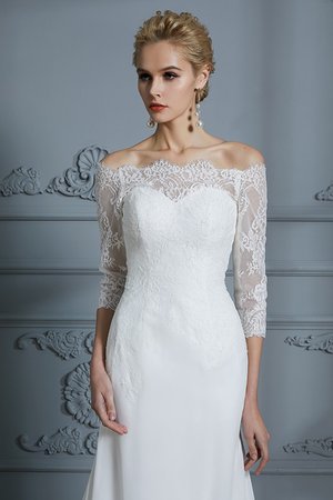 Abito da sposa semplice in chiffon moderno naturale morden all aperto