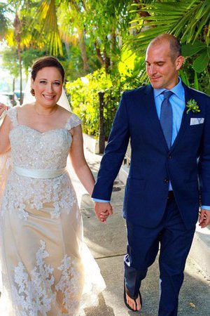 Abito da Sposa Coda A Strascico Corto A-Line Queen Anne Elegante in Pizzo