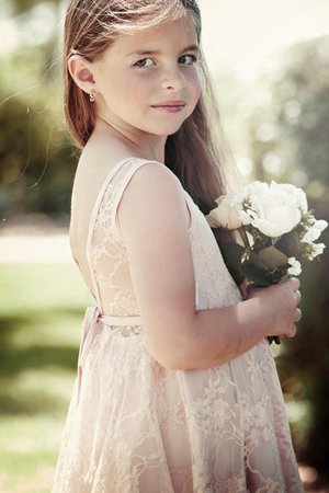 Abito da cerimonia bambini in pizzo con fiore al ginocchio naturale tondo energico